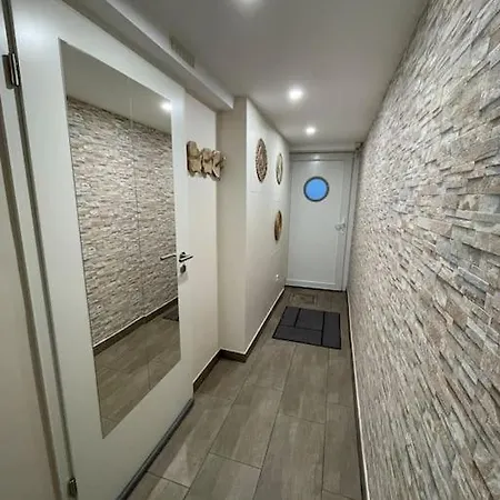 Situe Aux Abords De La Foret Avec Parking Lägenhet Differdange