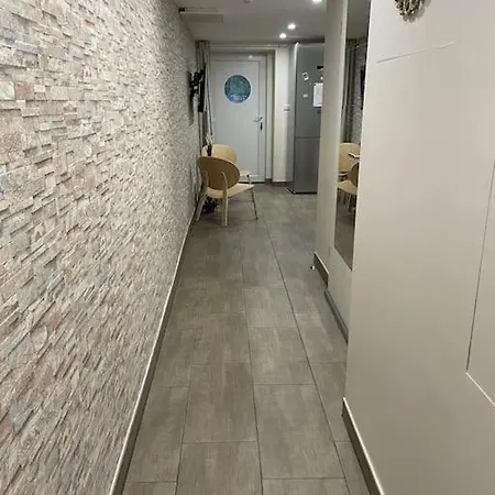 Situe Aux Abords De La Foret Avec Parking Differdange