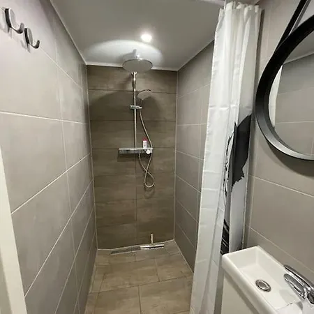 Situe Aux Abords De La Foret Avec Parking Differdange